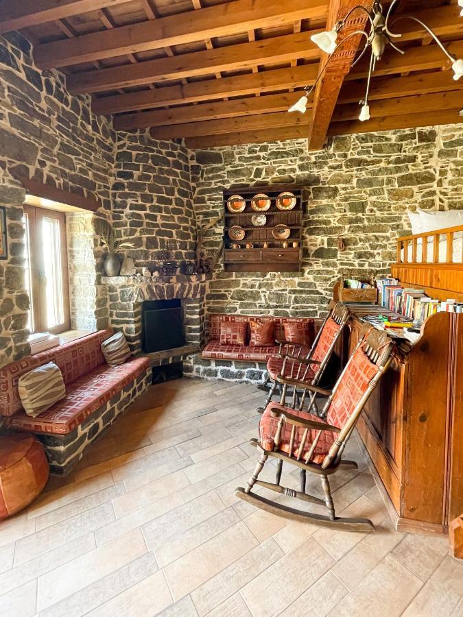 Echo Traditional House - Ηχώ Παραδοσιακό Σπίτι Émbonasz Kültér fotó